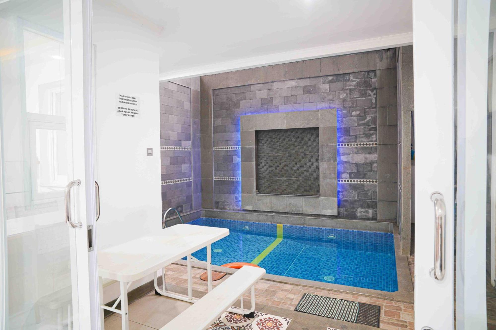 Schones Haus Private Pool & Netflix By Grorental Bandung Esterno foto