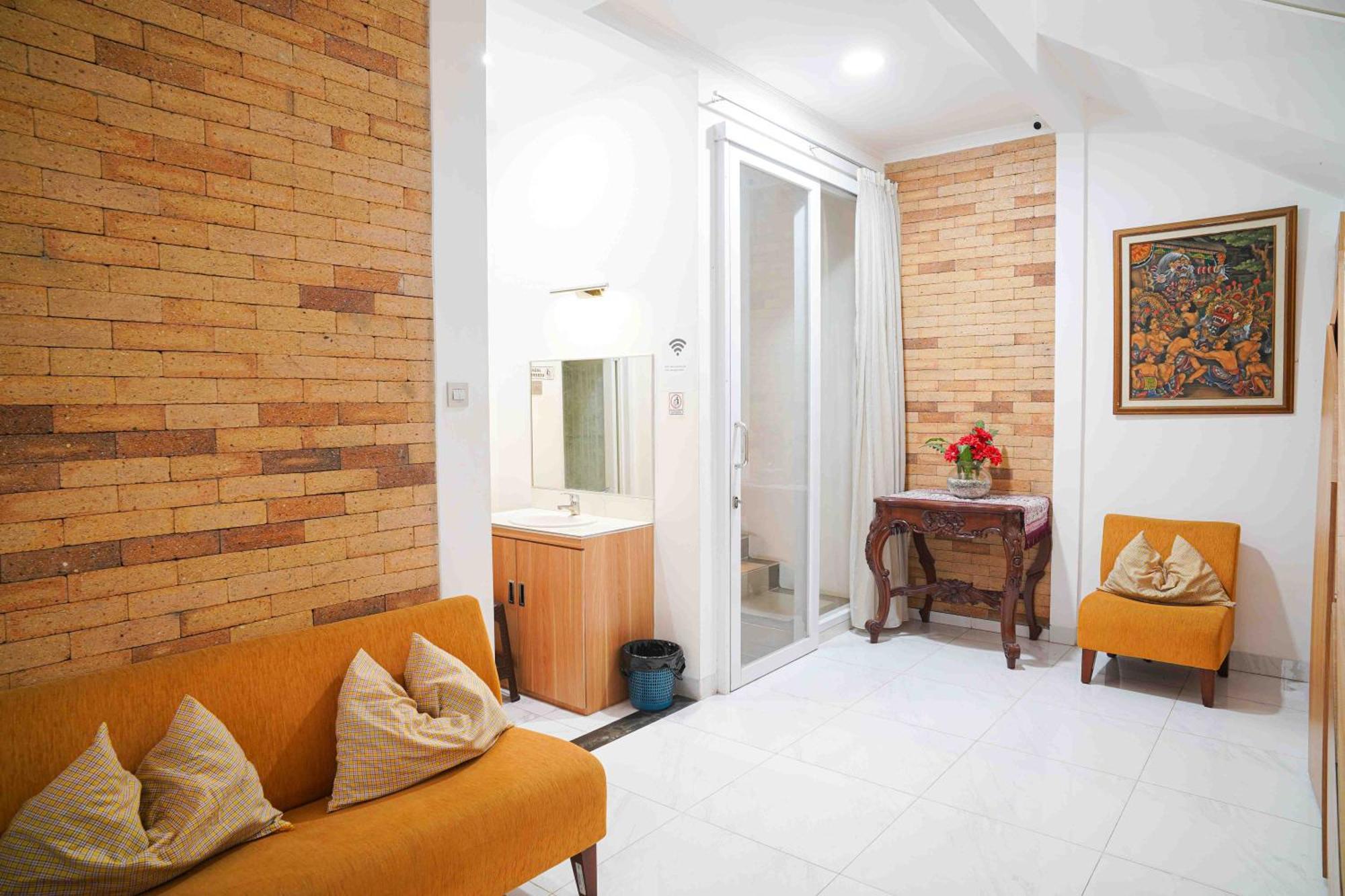 Schones Haus Private Pool & Netflix By Grorental Bandung Esterno foto