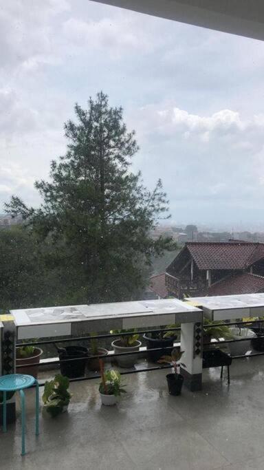 Schones Haus Private Pool & Netflix By Grorental Bandung Esterno foto